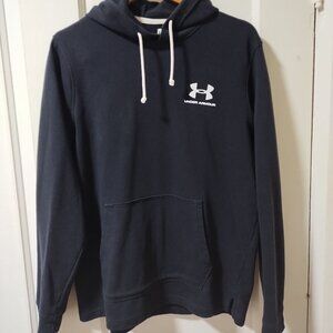 Under Armour men's long-sleeve large hoodie with front pocket